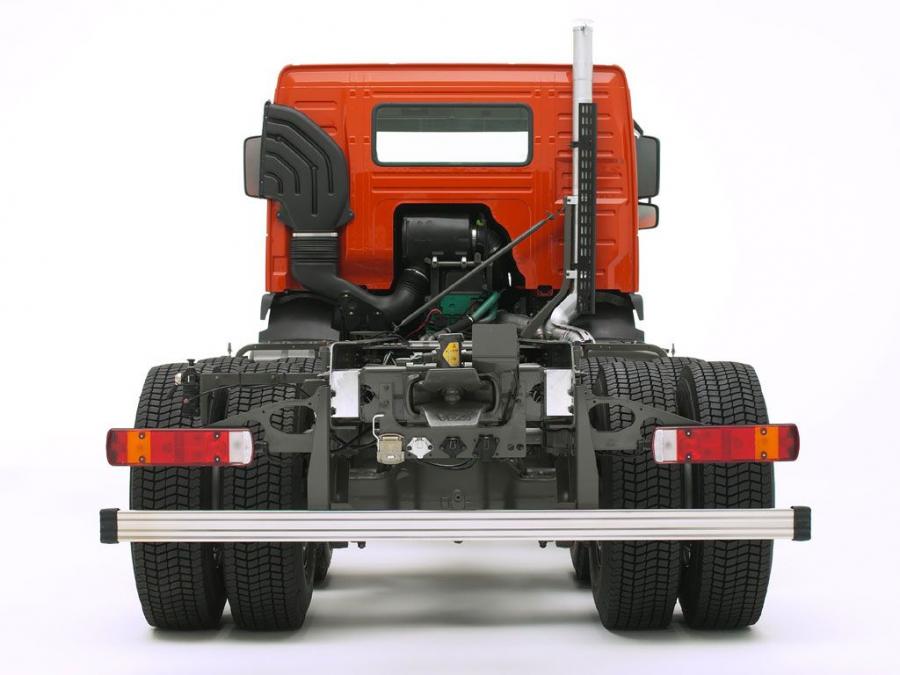  Volvo FM12 8x4 2003 года  (фото 3 из 8)